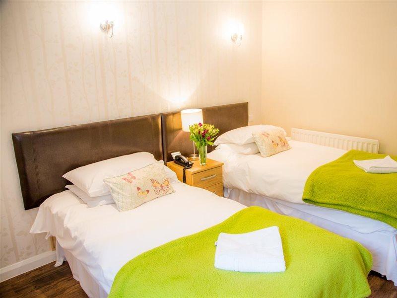 Stay And Relax At The Yew Tree Manuden Extérieur photo