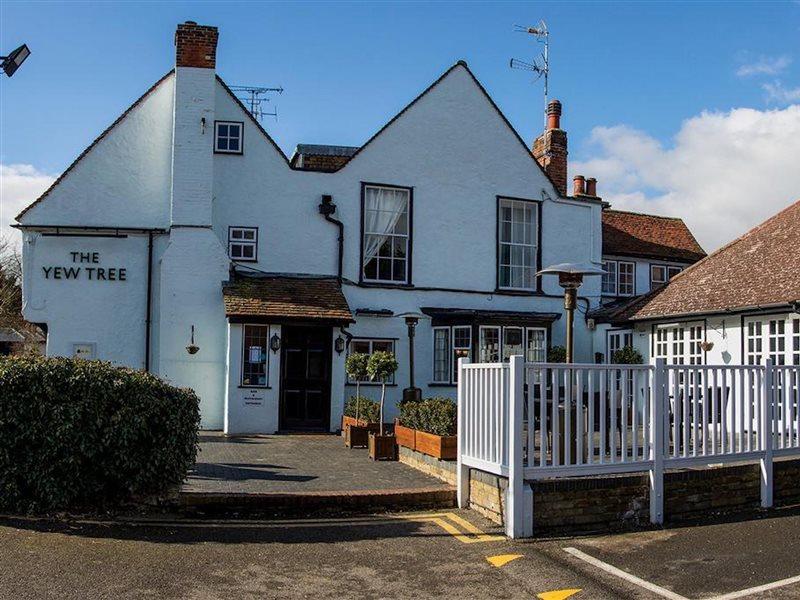 Stay And Relax At The Yew Tree Manuden Extérieur photo