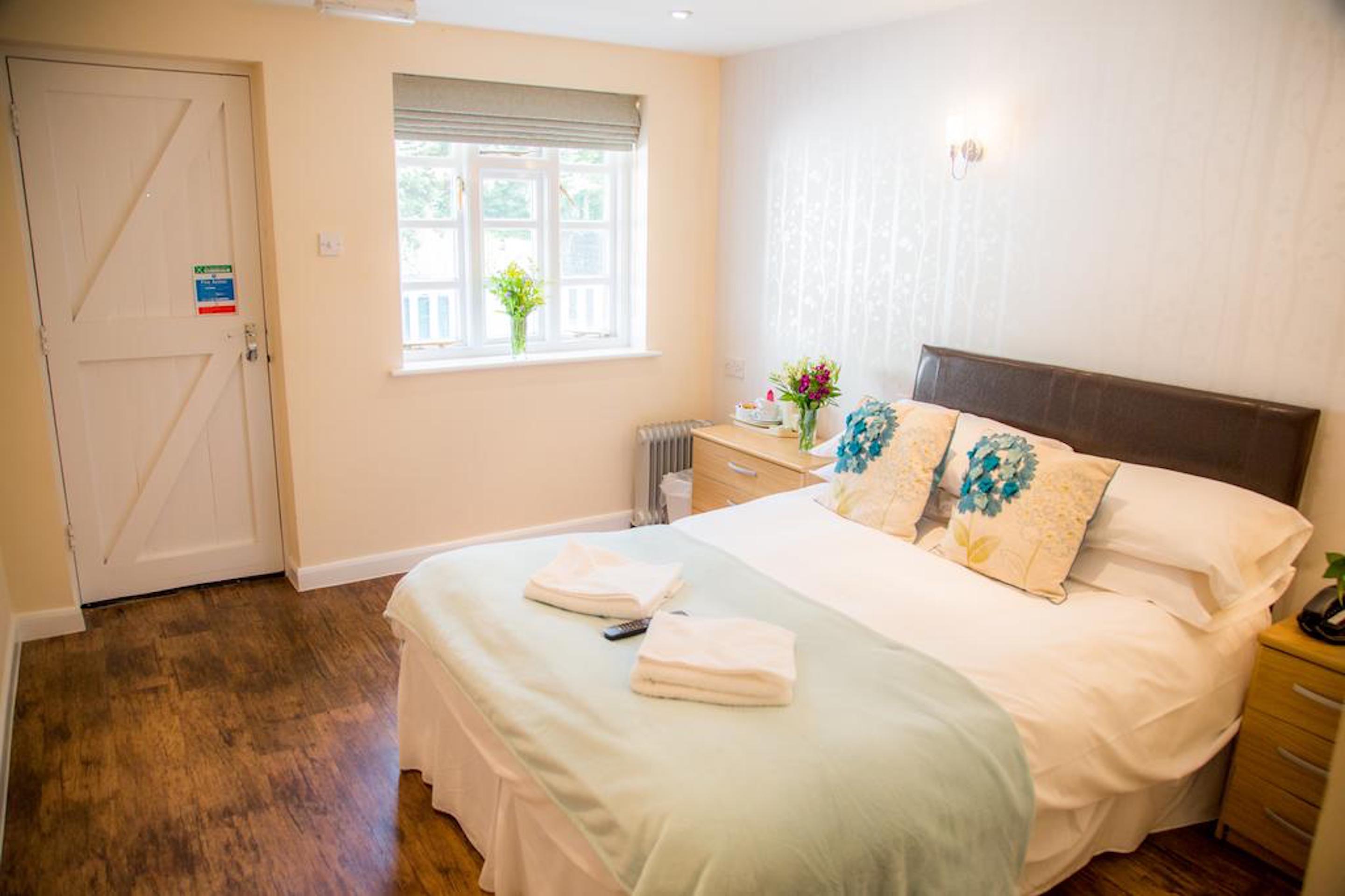 Stay And Relax At The Yew Tree Manuden Extérieur photo