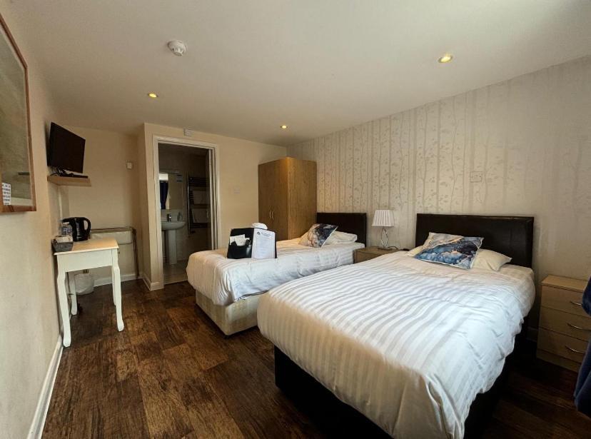 Stay And Relax At The Yew Tree Manuden Extérieur photo