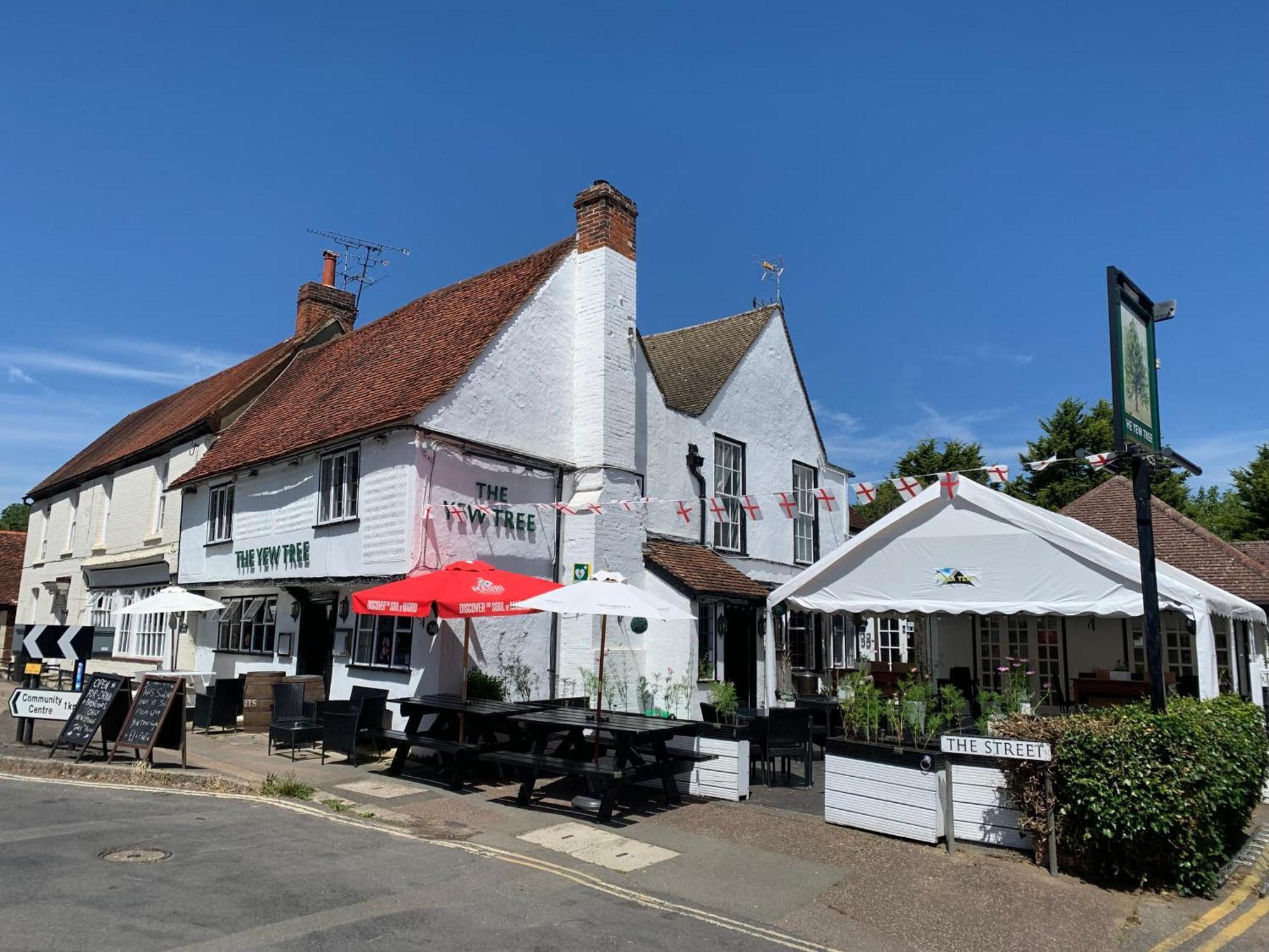 Stay And Relax At The Yew Tree Manuden Extérieur photo