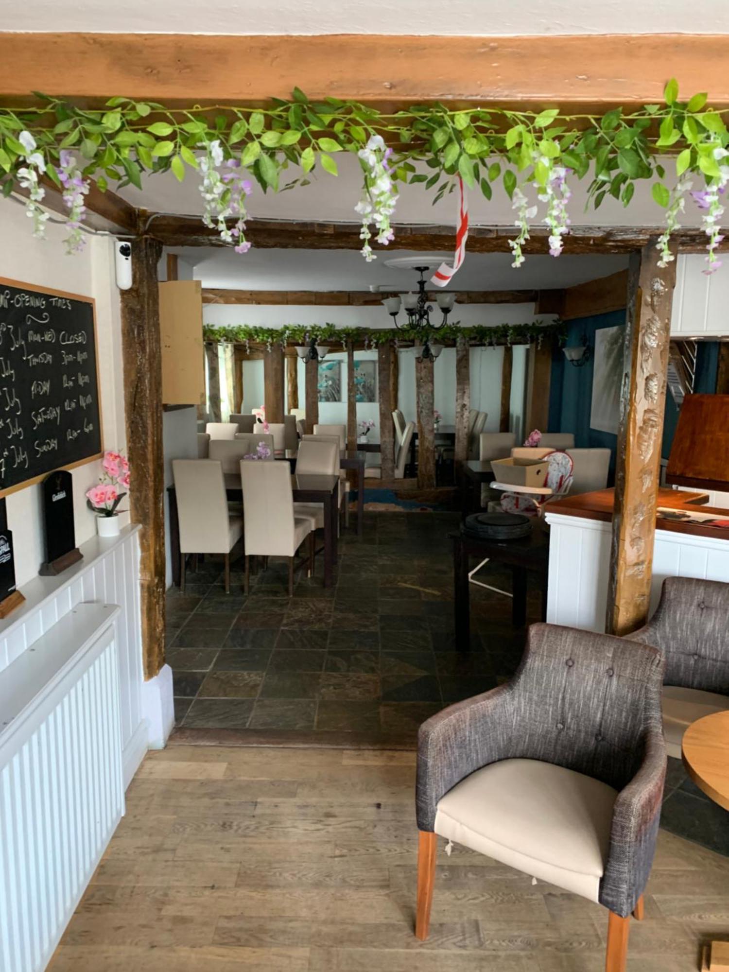 Stay And Relax At The Yew Tree Manuden Extérieur photo
